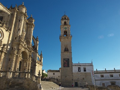 P000182