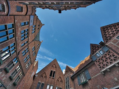P000156