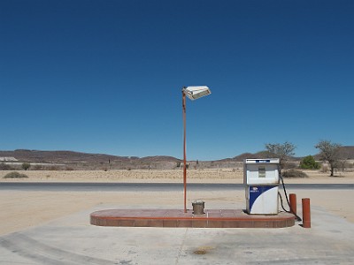 P000380