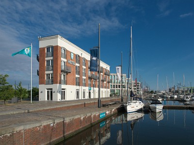 P000057