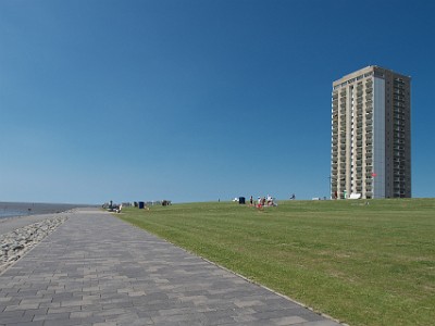 P000182