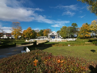 P000098