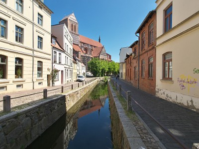 P000143