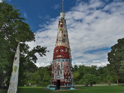 P000208