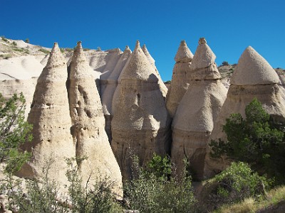 P000370
