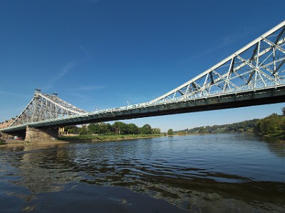 P000485