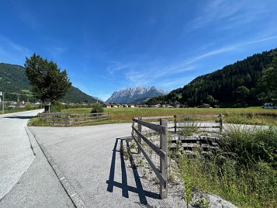 P000087