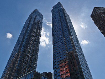 P000073