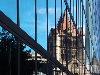 P000323